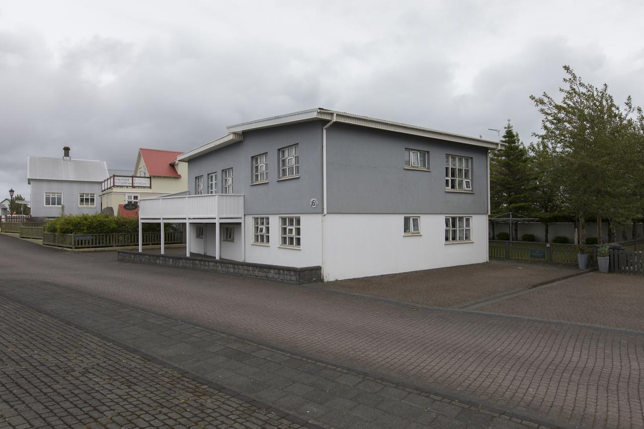 A. Bernhard Guest House Keflavík Dış mekan fotoğraf